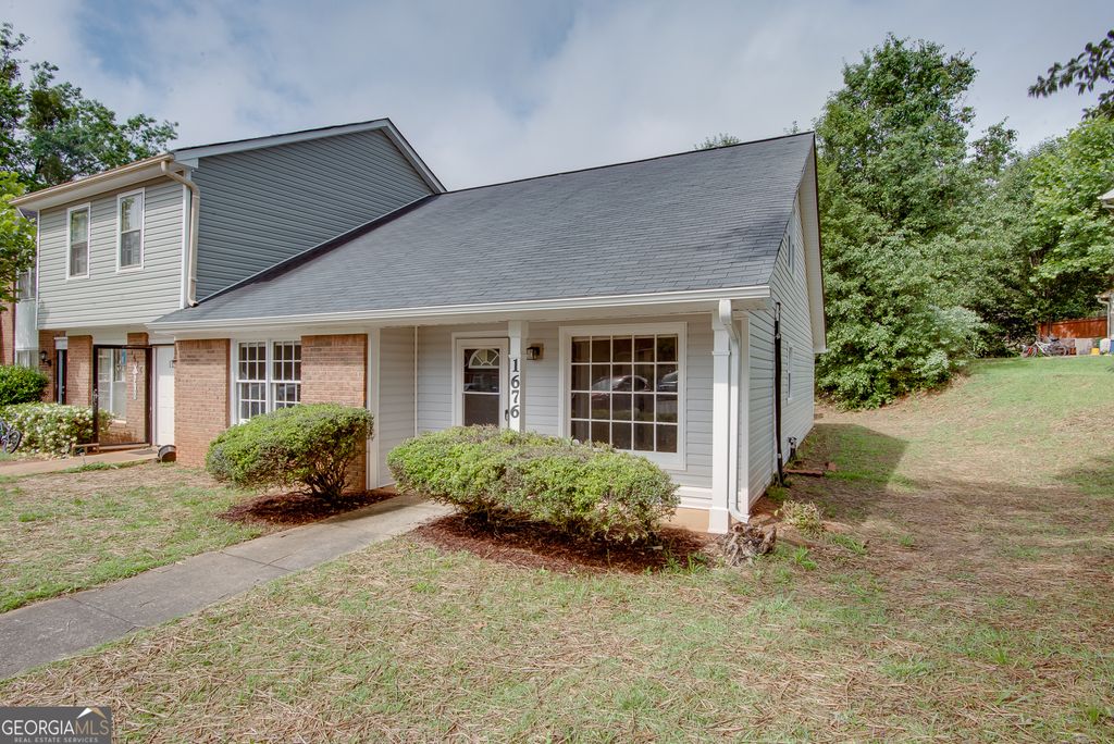 Photo of 1676 Winchester Way, Conyers, GA 30013 (MLS # 10773187)