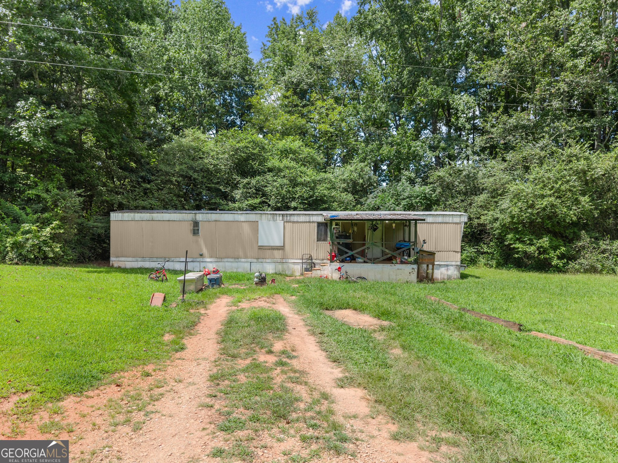 8285 Campground RD