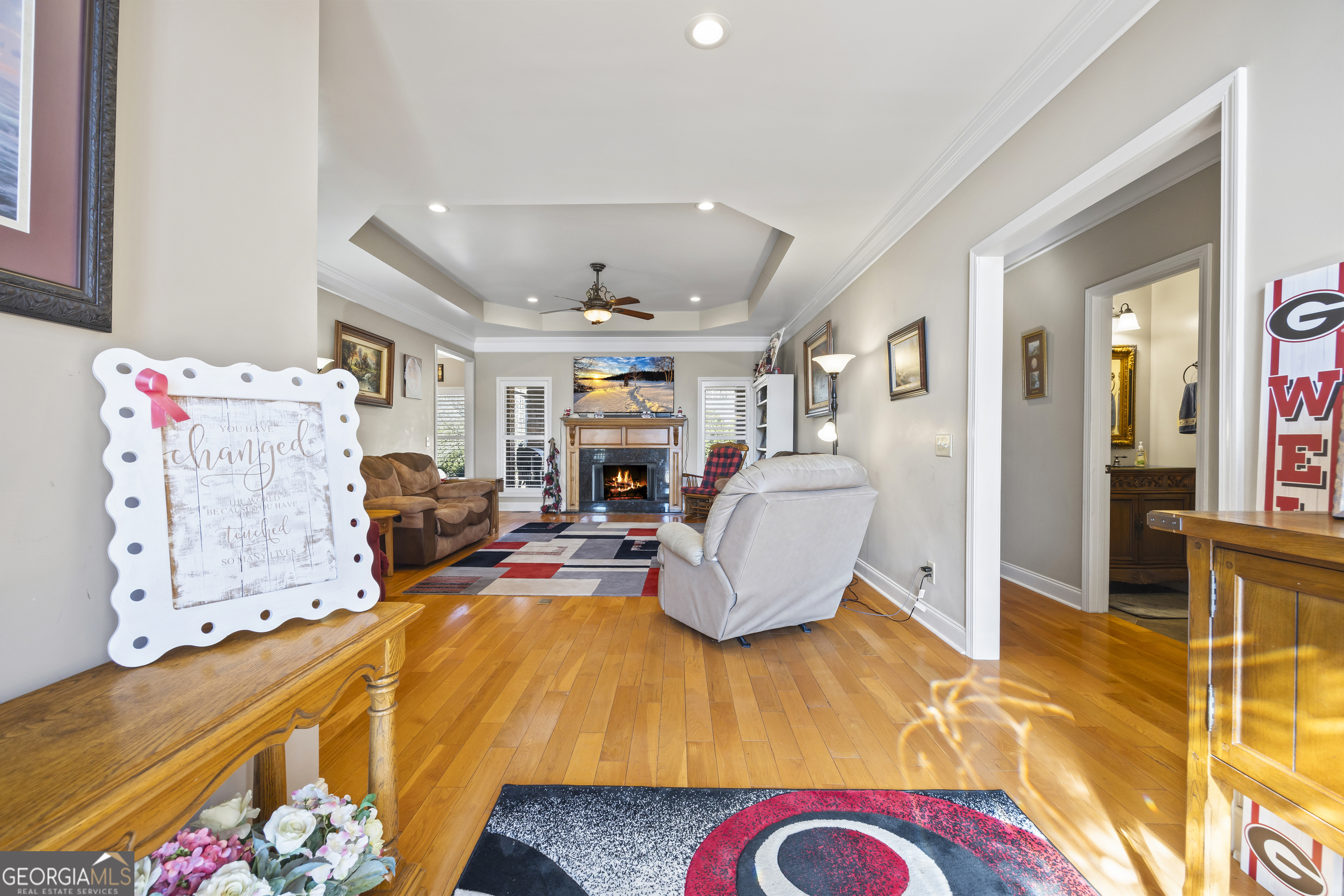 28 Huntington DR