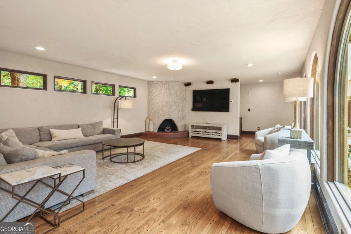 Sanders Field Estates - Residential