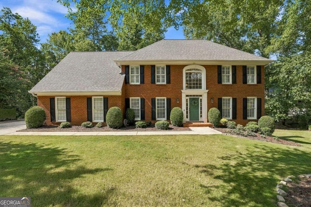 Photo of 325 Cantlegate Close, Johns Creek, GA 30022 (MLS # 10843980)