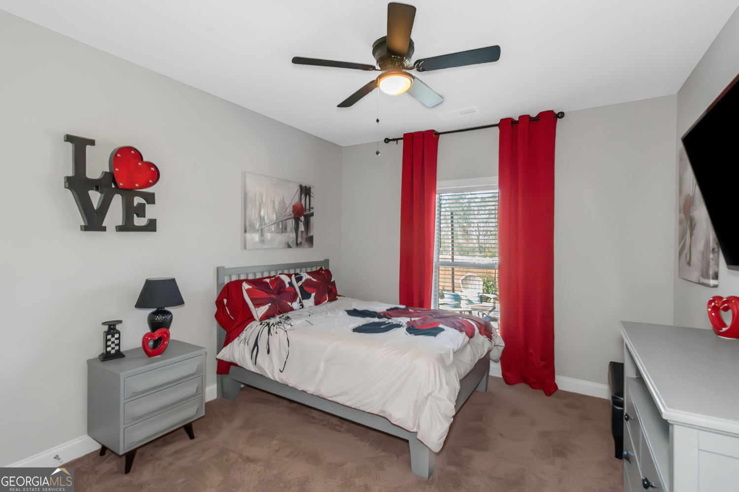 McDonough, Georgia 30252, United States, 5 Bedrooms Bedrooms, ,4 BathroomsBathrooms,Residential,Pending,81777