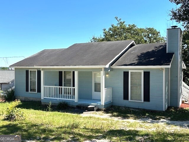 Charming Home with Modern Kitchen in a Peaceful Neighborhood. Nestled in a quiet, well-kept neighborhood in Sub-south Macon, this cozy home blends comfort with potential. The kitchen has been thoughtfully updated with modern touches and new appliances, creating a bright and inviting space for cooking and gathering. The spacious screened-in back porch, perfect for morning coffee, relaxing afternoons, or entertaining guests while enjoying the outdoors. With its welcoming layout, updated features, and warm character, with new paint and LVP throughout Living areas and bedrooms, this home is move-in ready while still leaving room to make it truly your own.