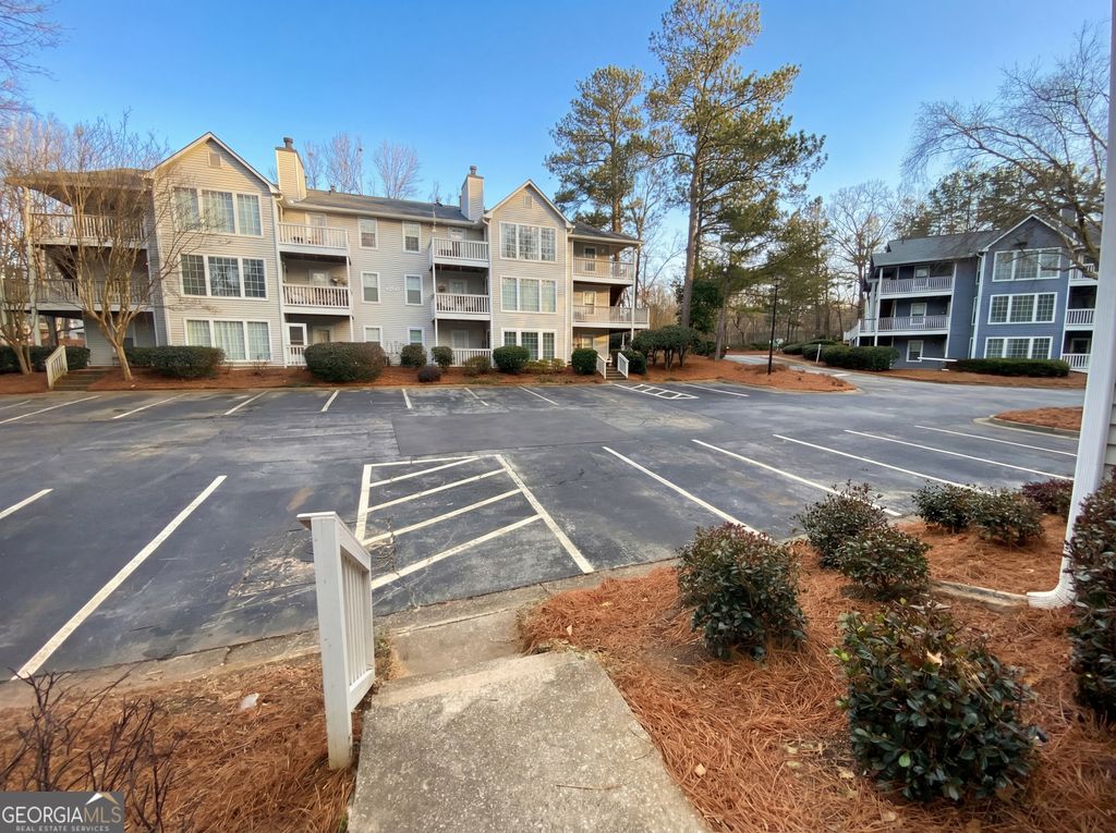 Photo of 107 Gettysburg Place, Sandy Springs, GA 30350 (MLS # 10688198)