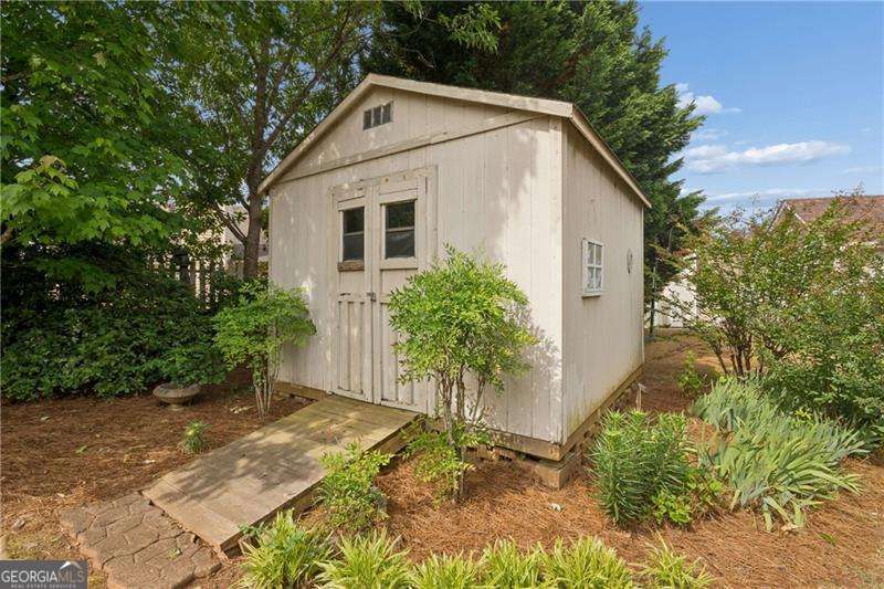150 Lassiter DR