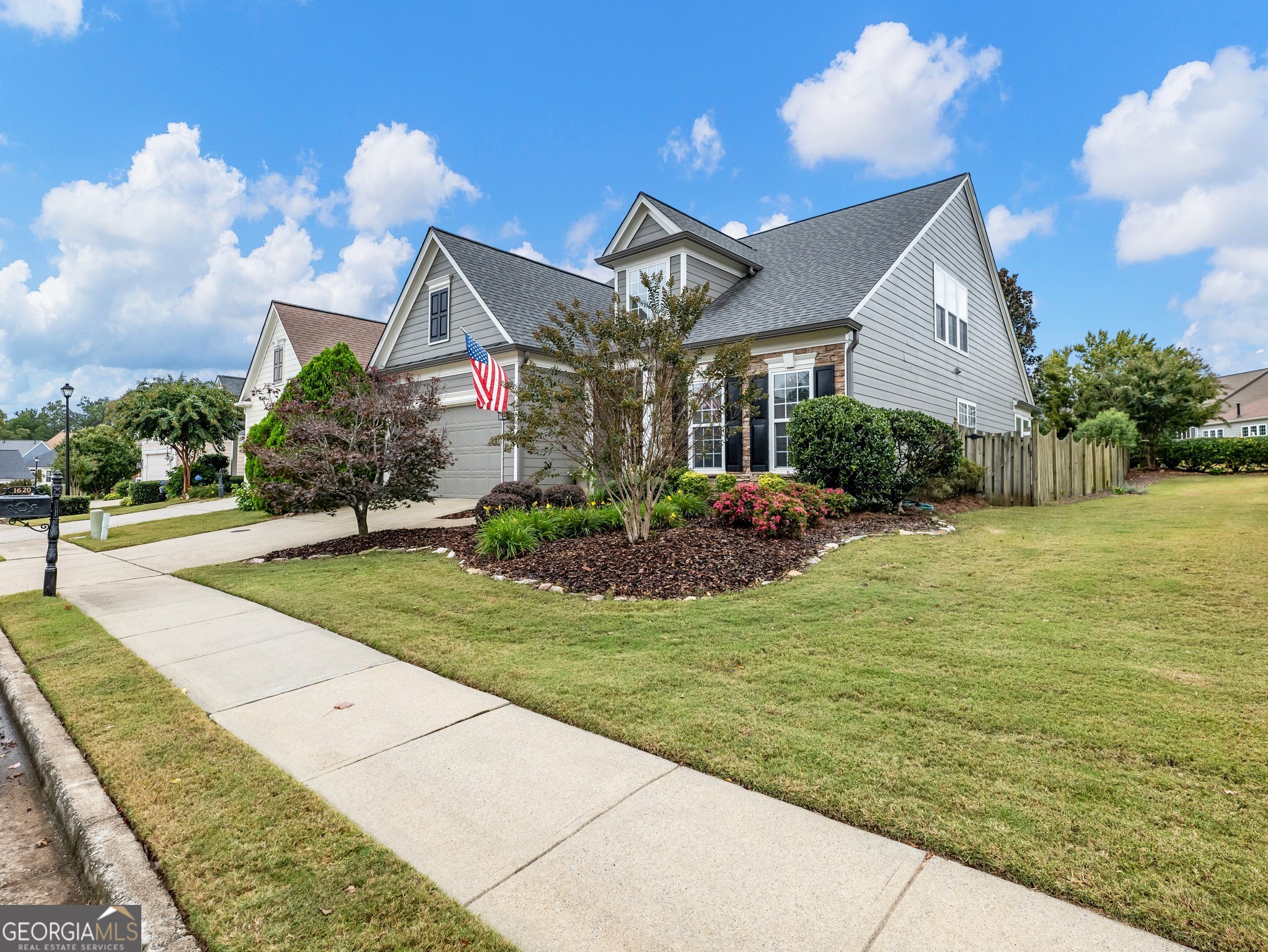 Peachtree Court - Residential