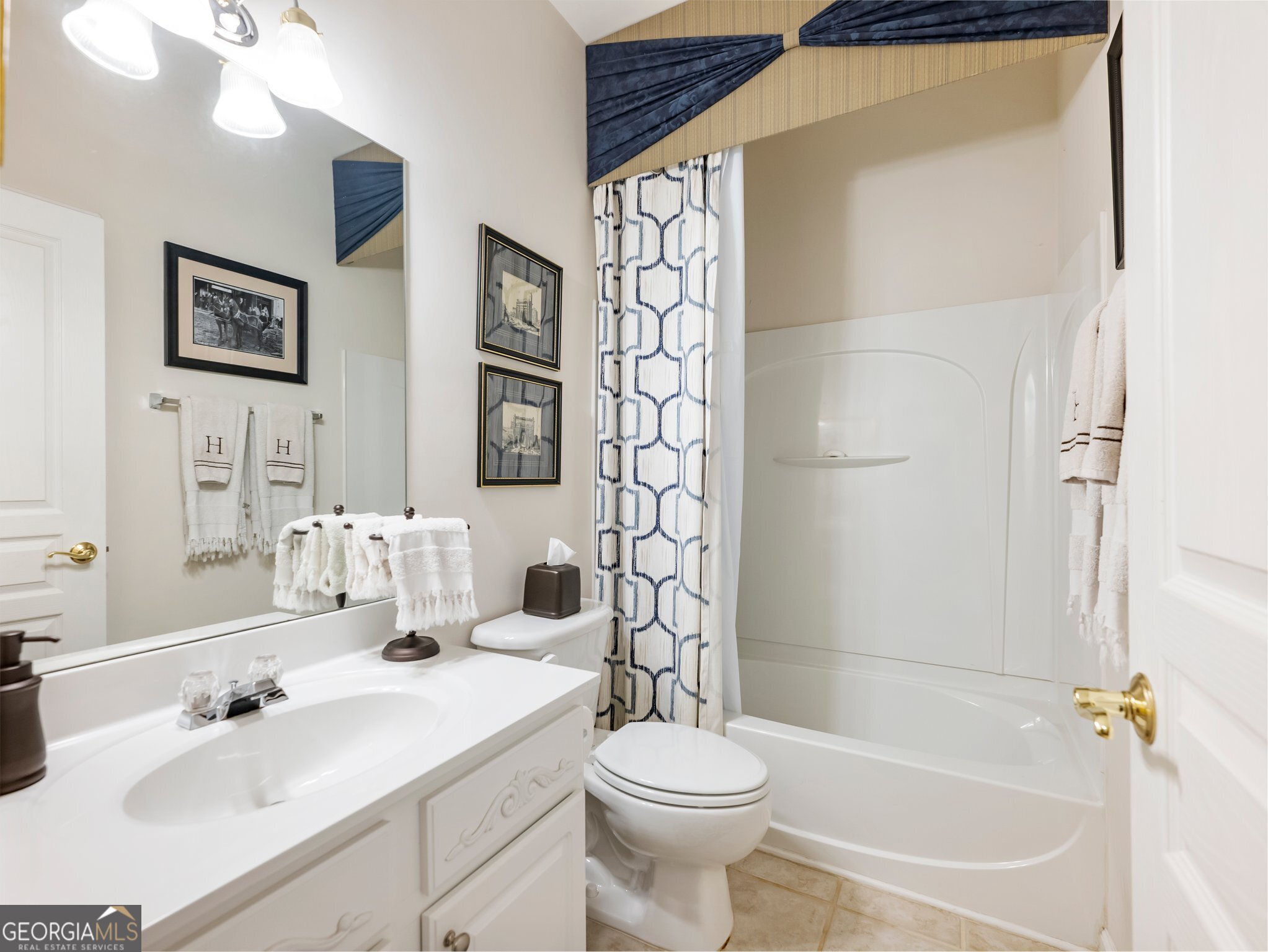 Peachtree Court - Residential