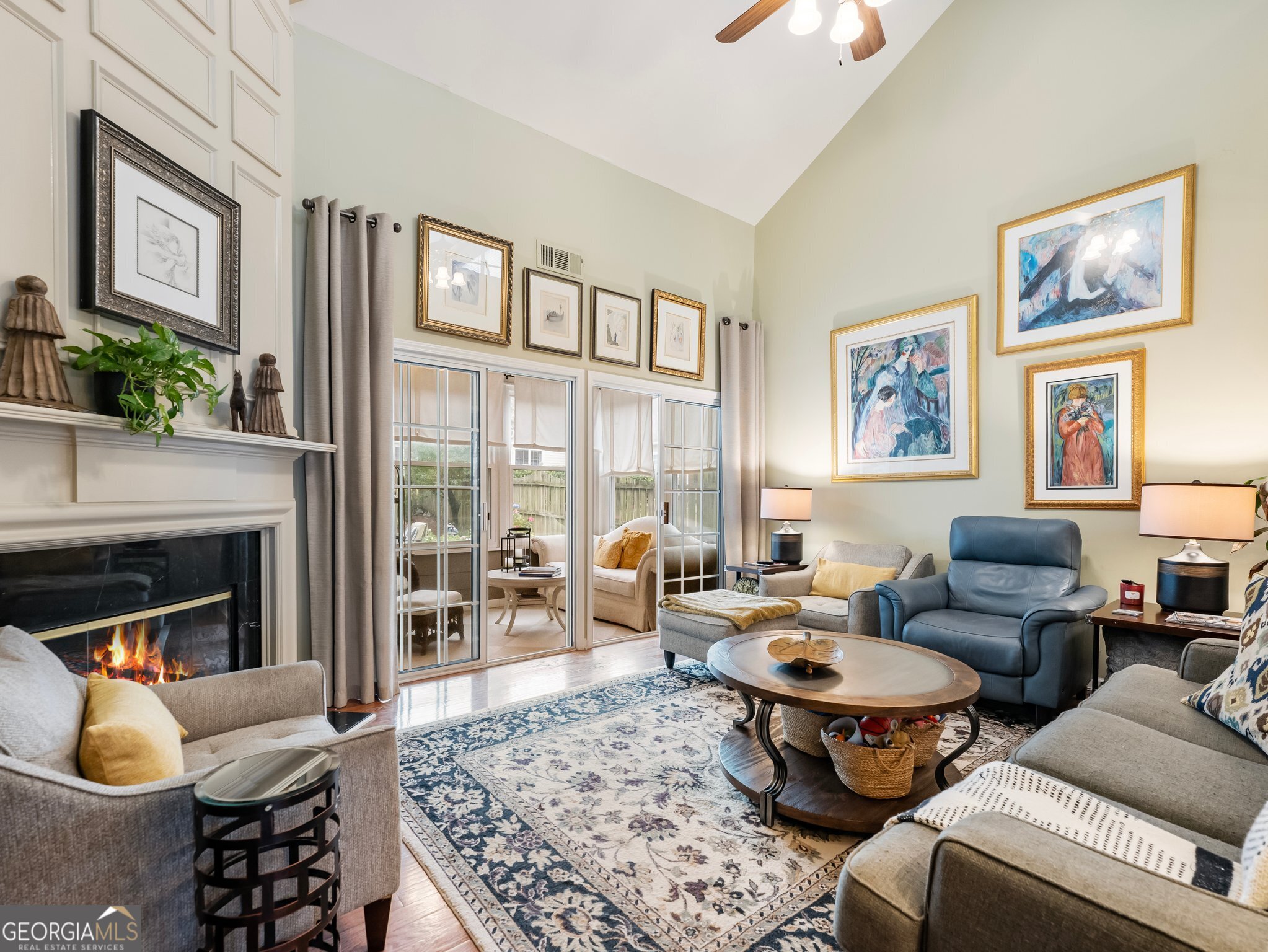 Peachtree Court - Residential