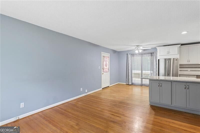 31 Trina AVE NE