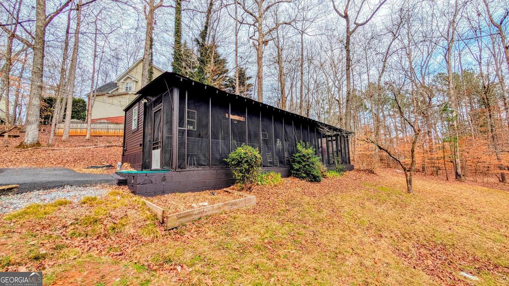 Photo of 21 Lakepoint Drive, Dawsonville, GA 30534 (MLS # 10767035)