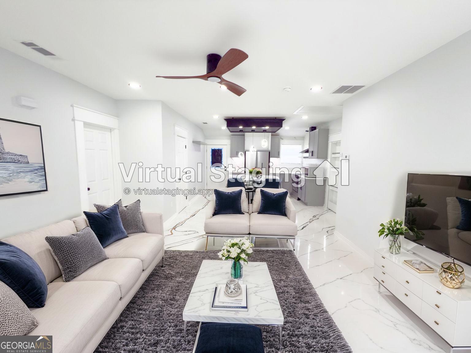 2526 Center ST NW