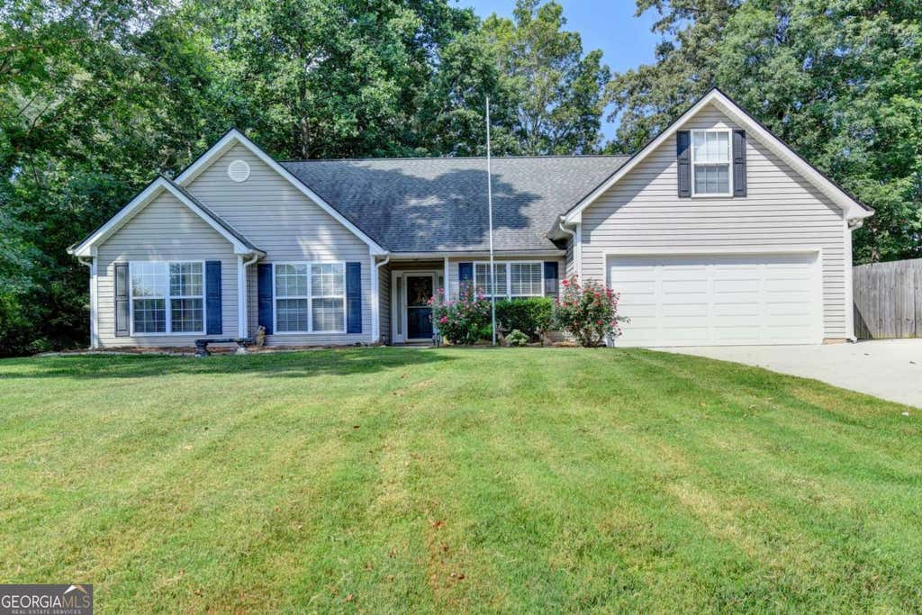 Photo of 3143 Centurion Drive, Gainesville, GA 30506 (MLS # 10798490)