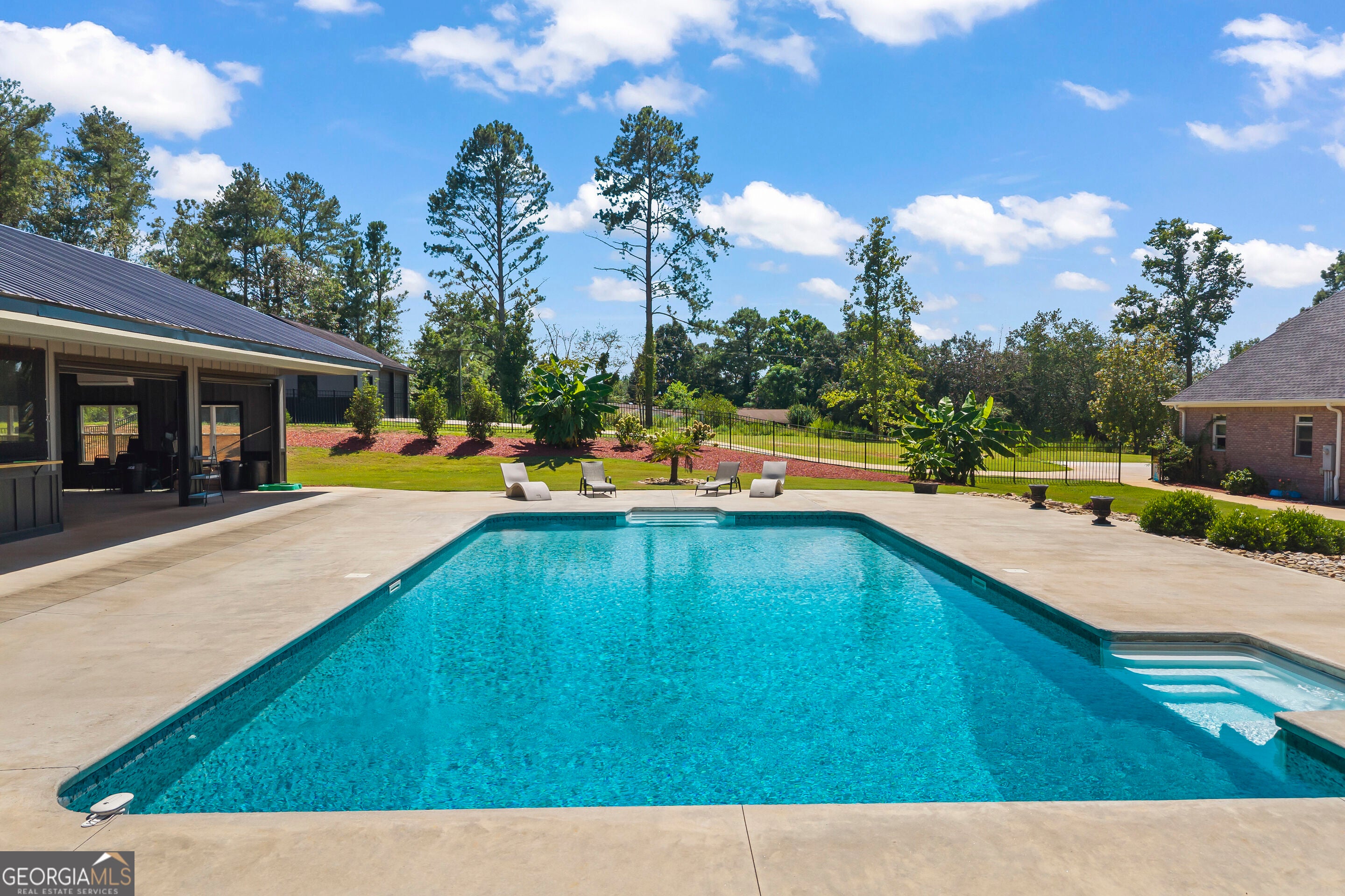 141 Virginia Hills RD