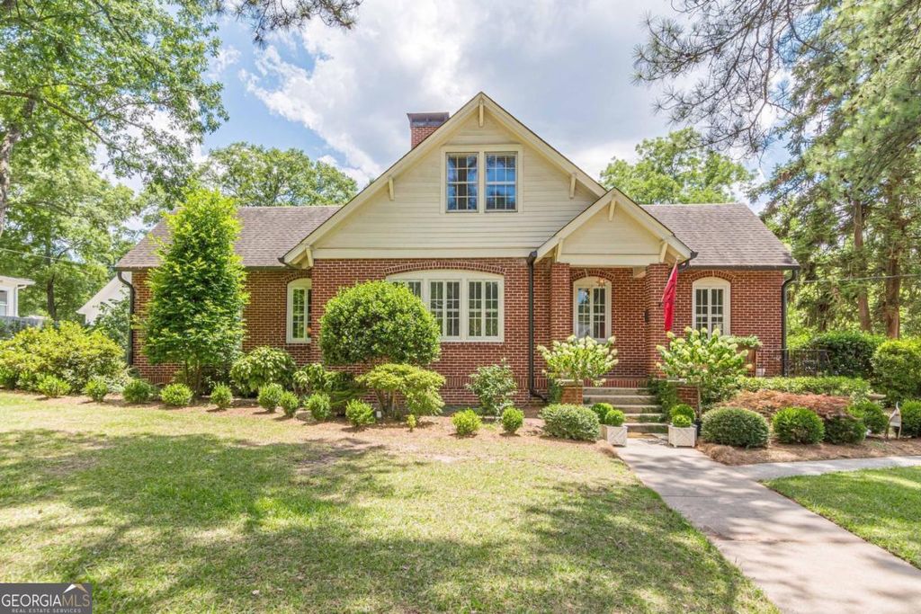 Photo of 1878 Cambridge Avenue, Atlanta, GA 30337 (MLS # 10625084)