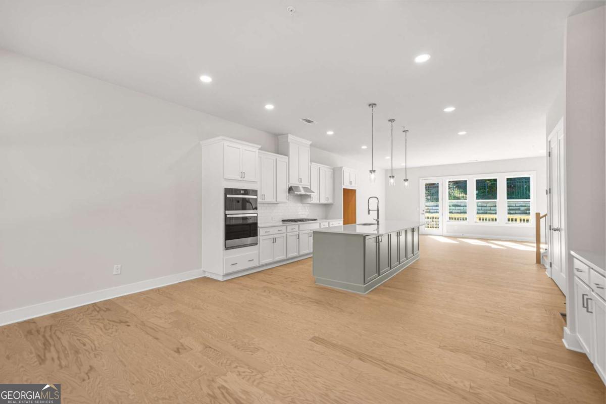 ROWAN WALK - Residential Lease