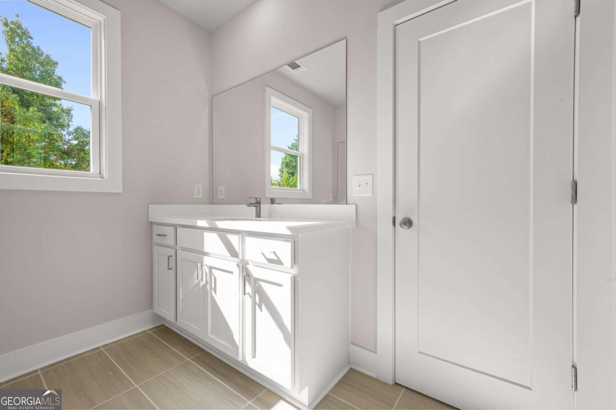 ROWAN WALK - Residential Lease