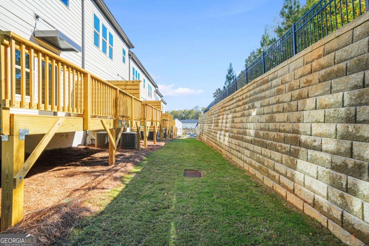 ROWAN WALK - Residential Lease