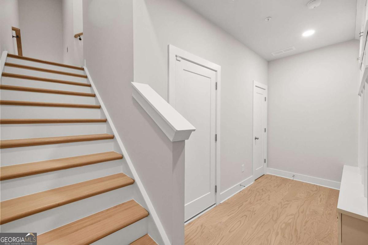 ROWAN WALK - Residential Lease