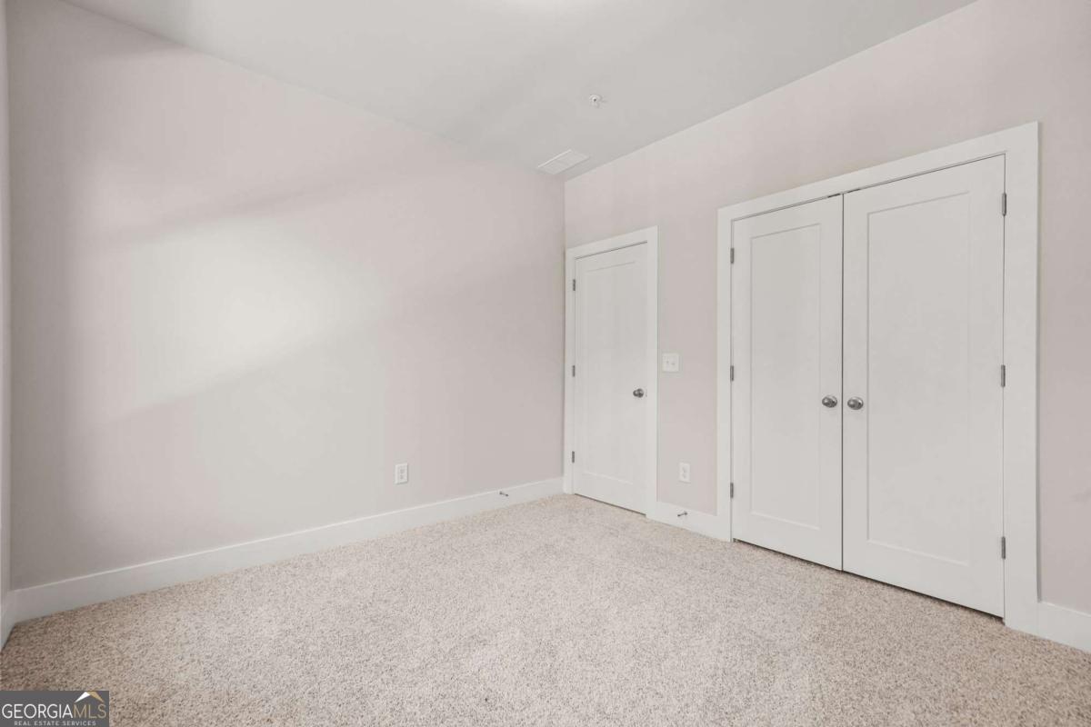 ROWAN WALK - Residential Lease