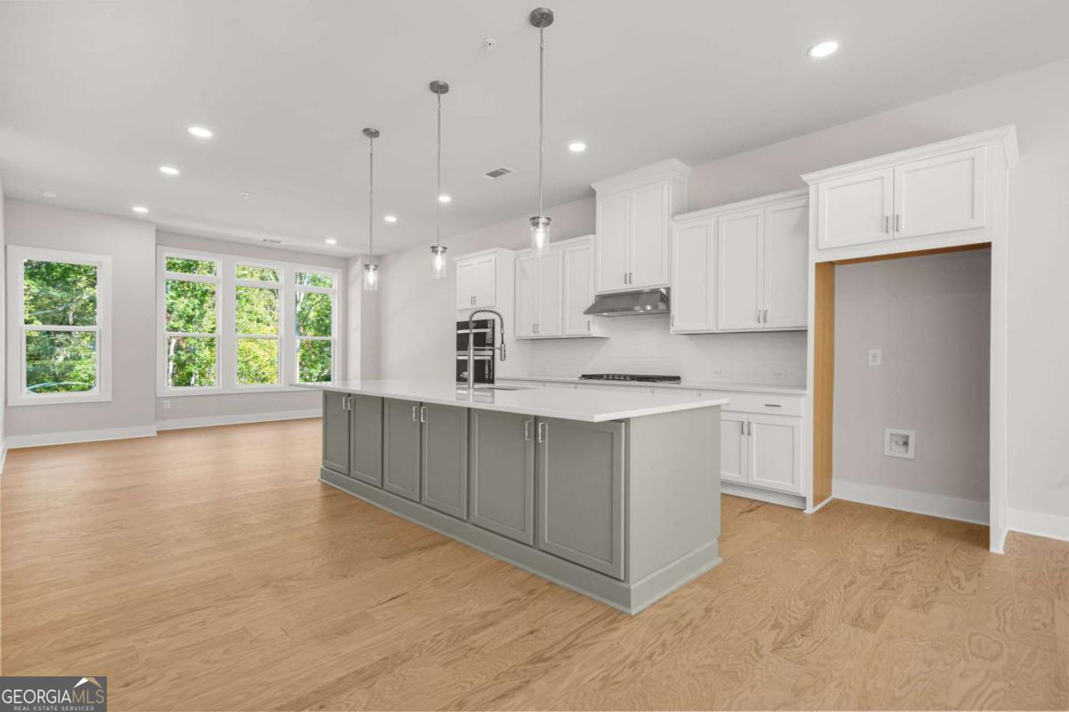 ROWAN WALK - Residential Lease