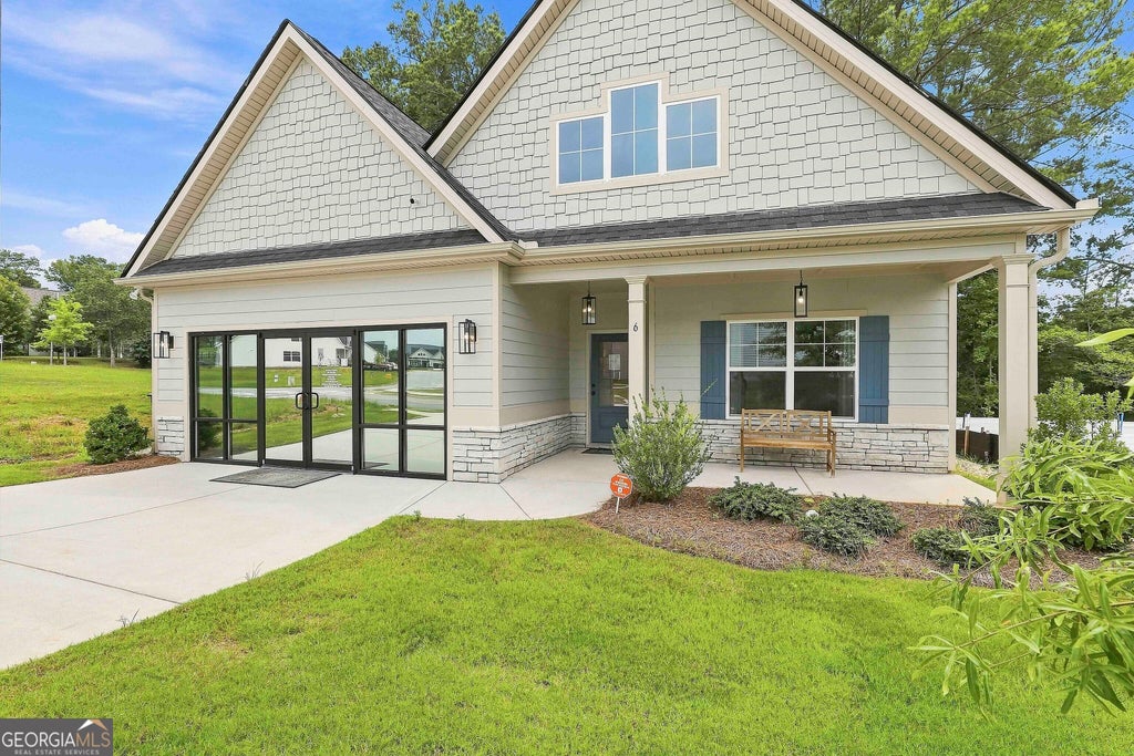 Photo of 6 Burwick Court #2, Newnan, GA 30265 (MLS # 10867427)
