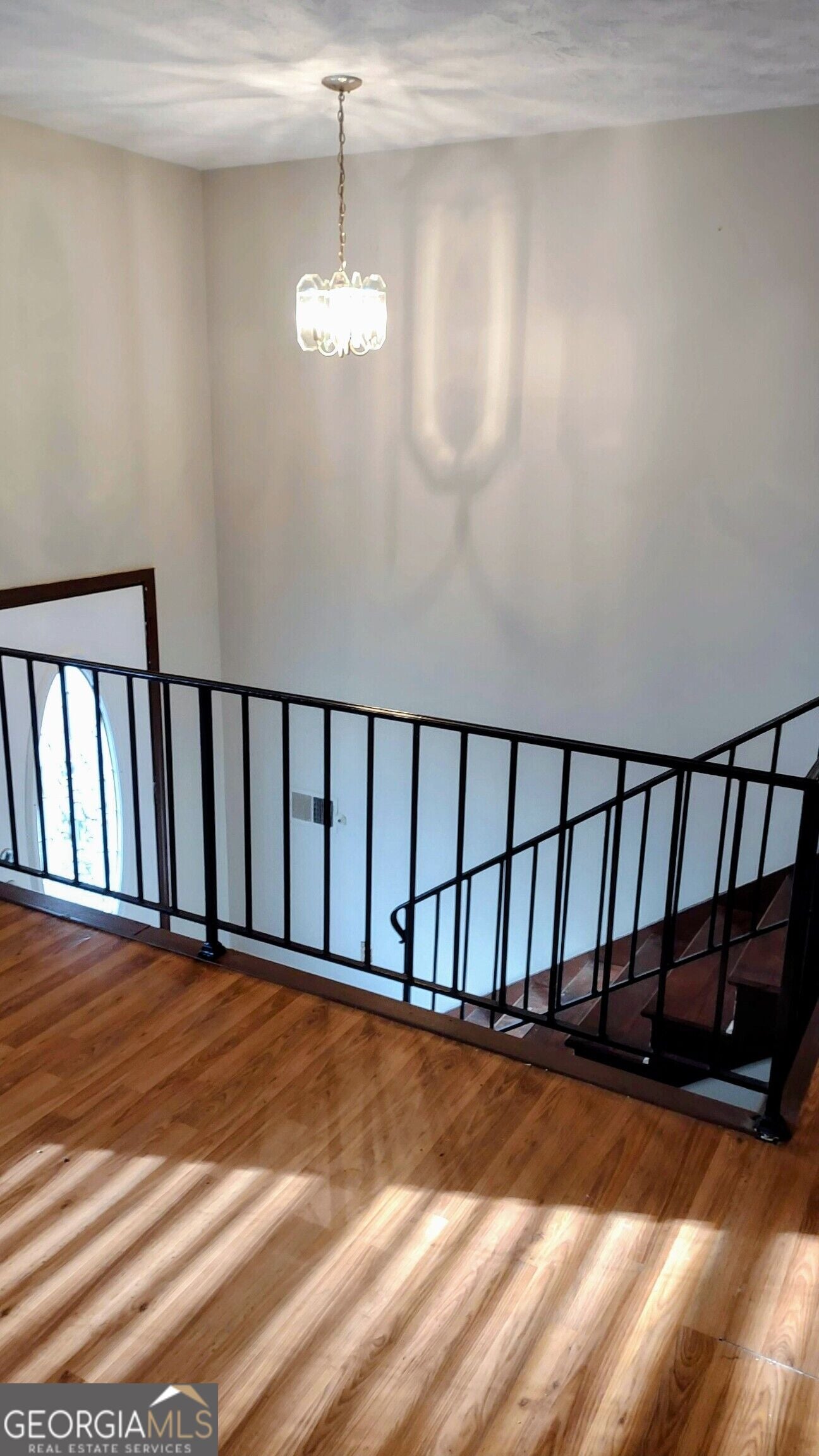 401 Pineburr LN