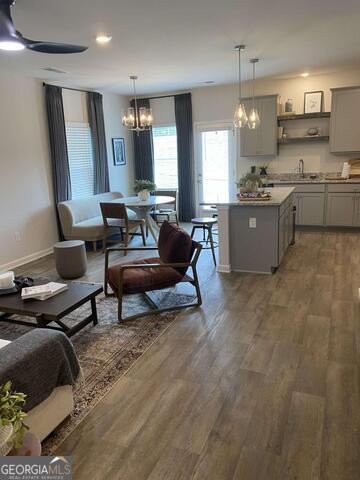 116 Meadowview DR 08