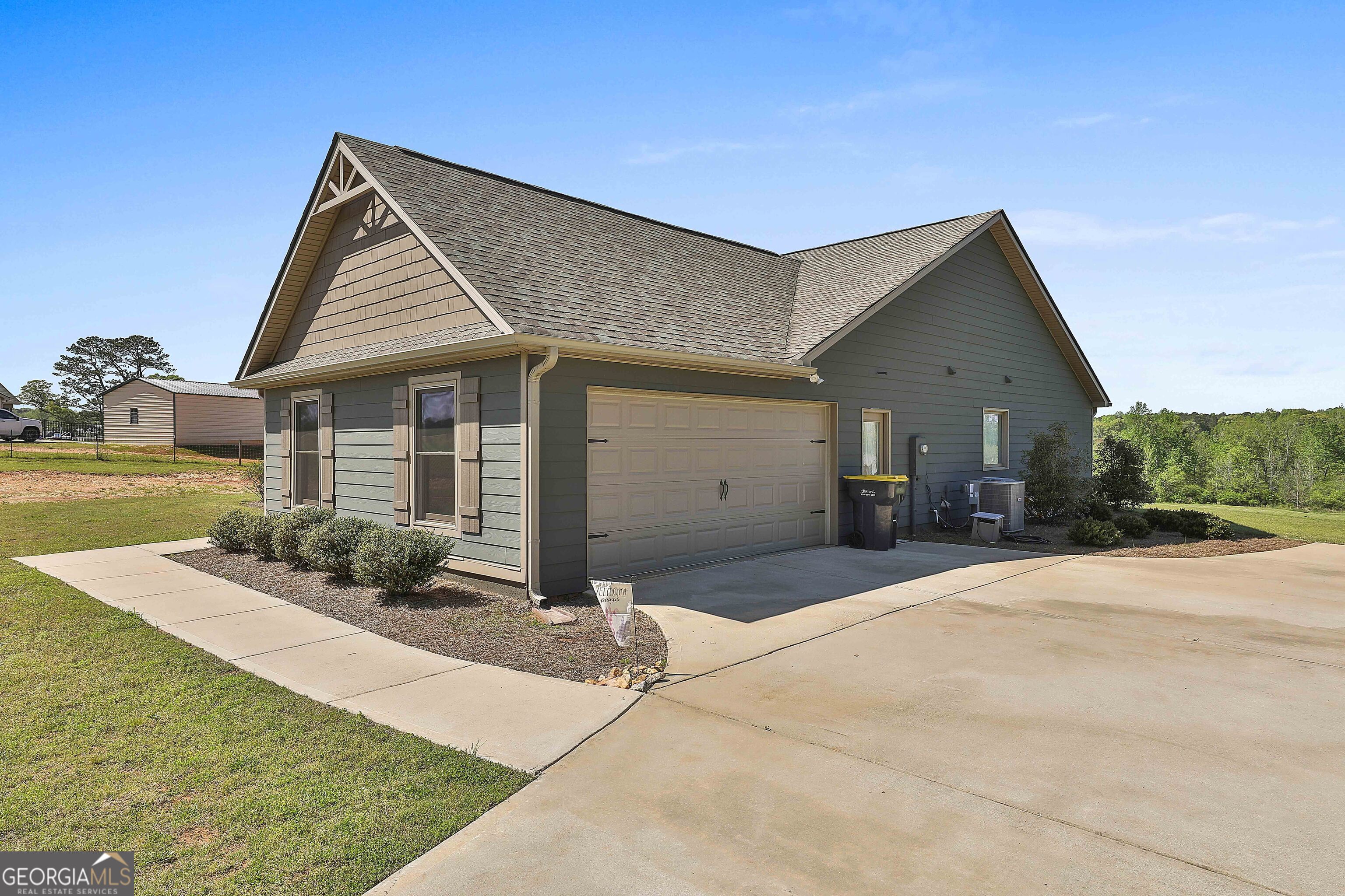 320 Pleasant View DR