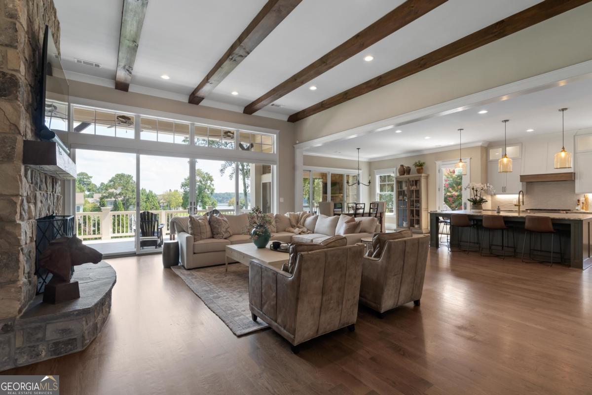 131 Cape View LN
