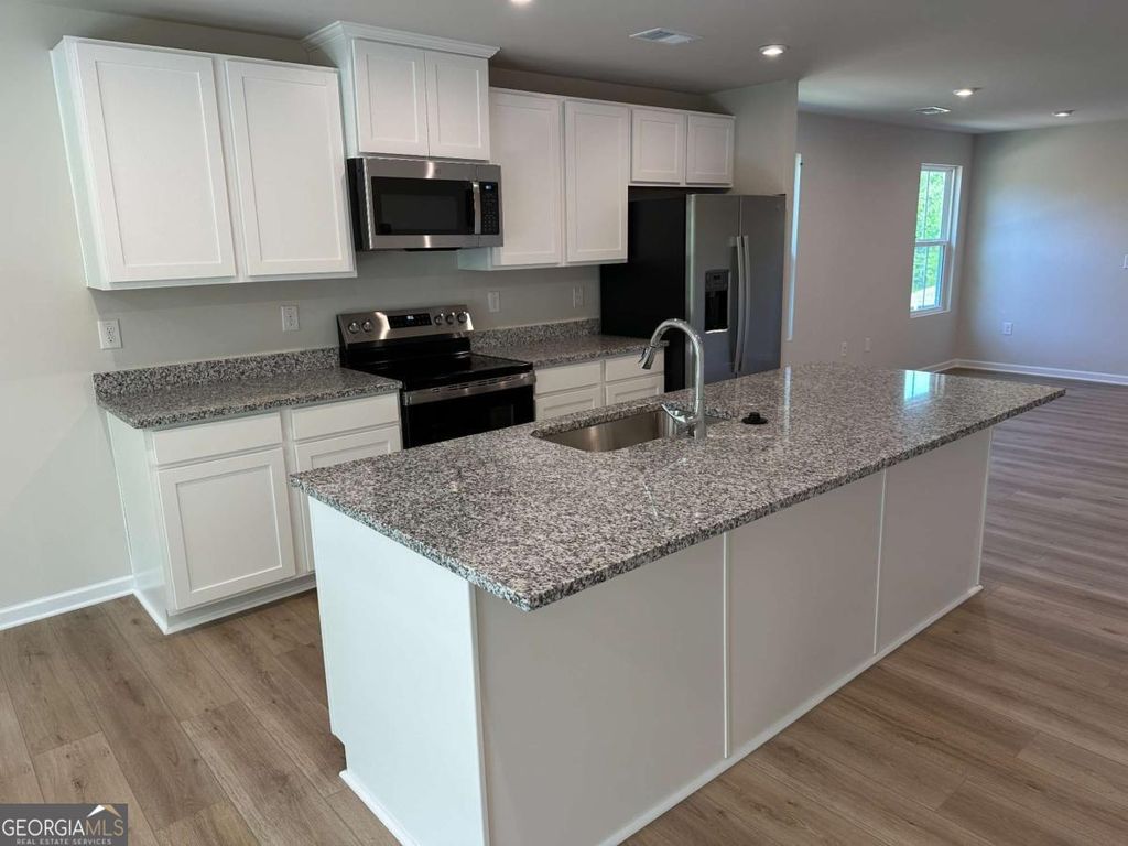 Photo of 6533 Oakwood Trace Drive, Union City, GA 30291 (MLS # 10733138)