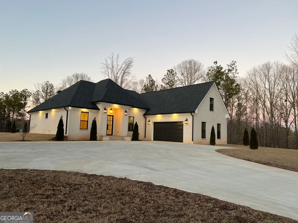 Photo of 613 Bill Rutledge Road, Winder, GA 30680 (MLS # 10698938)