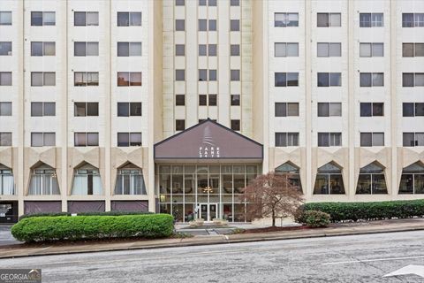 Photo of 2479 Peachtree Road #101, Atlanta, GA 30324 (MLS # 10612157)