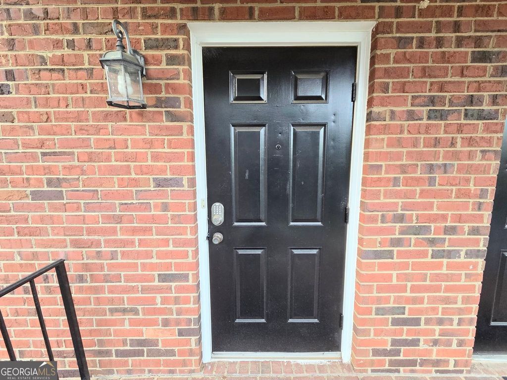 Photo of 3720 Atlanta Highway #3, Athens, GA 30606 (MLS # 10758144)