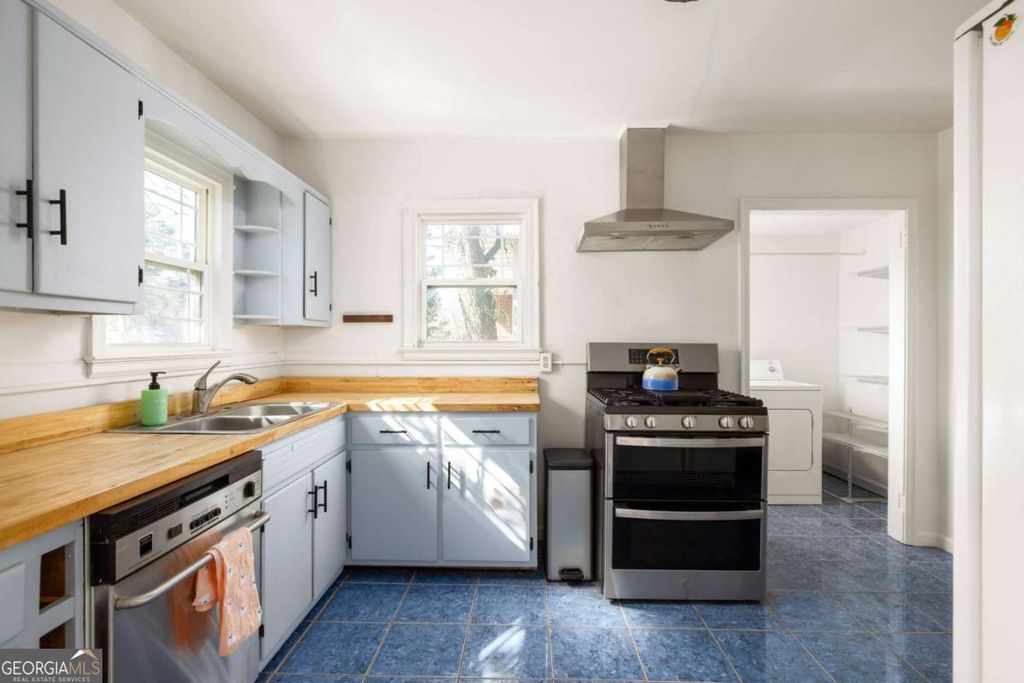 Photo of 1578 May Avenue SE, Atlanta, GA 30316 (MLS # 10694231)