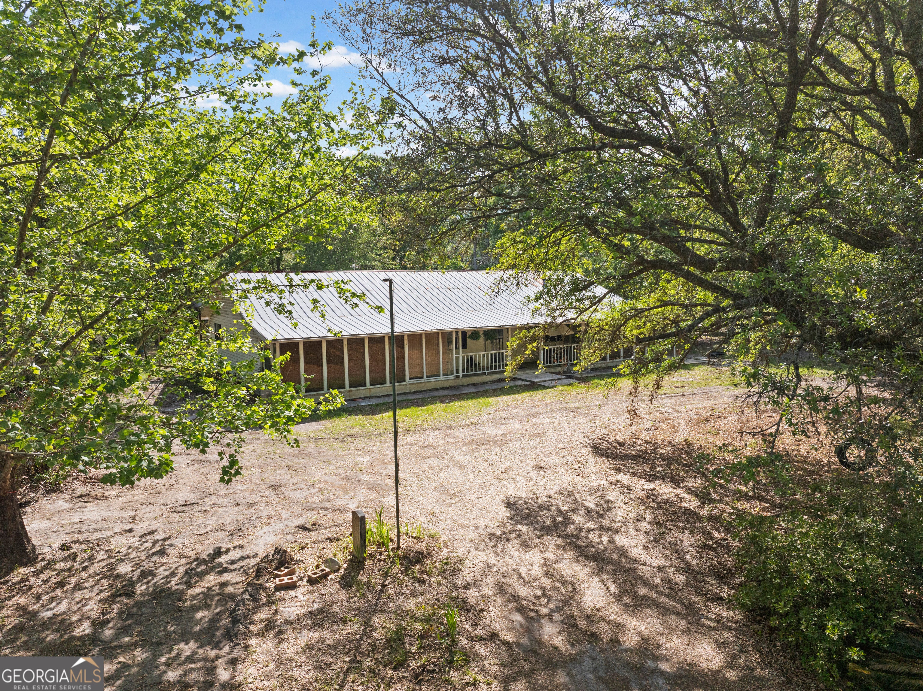1234 Bennett RD