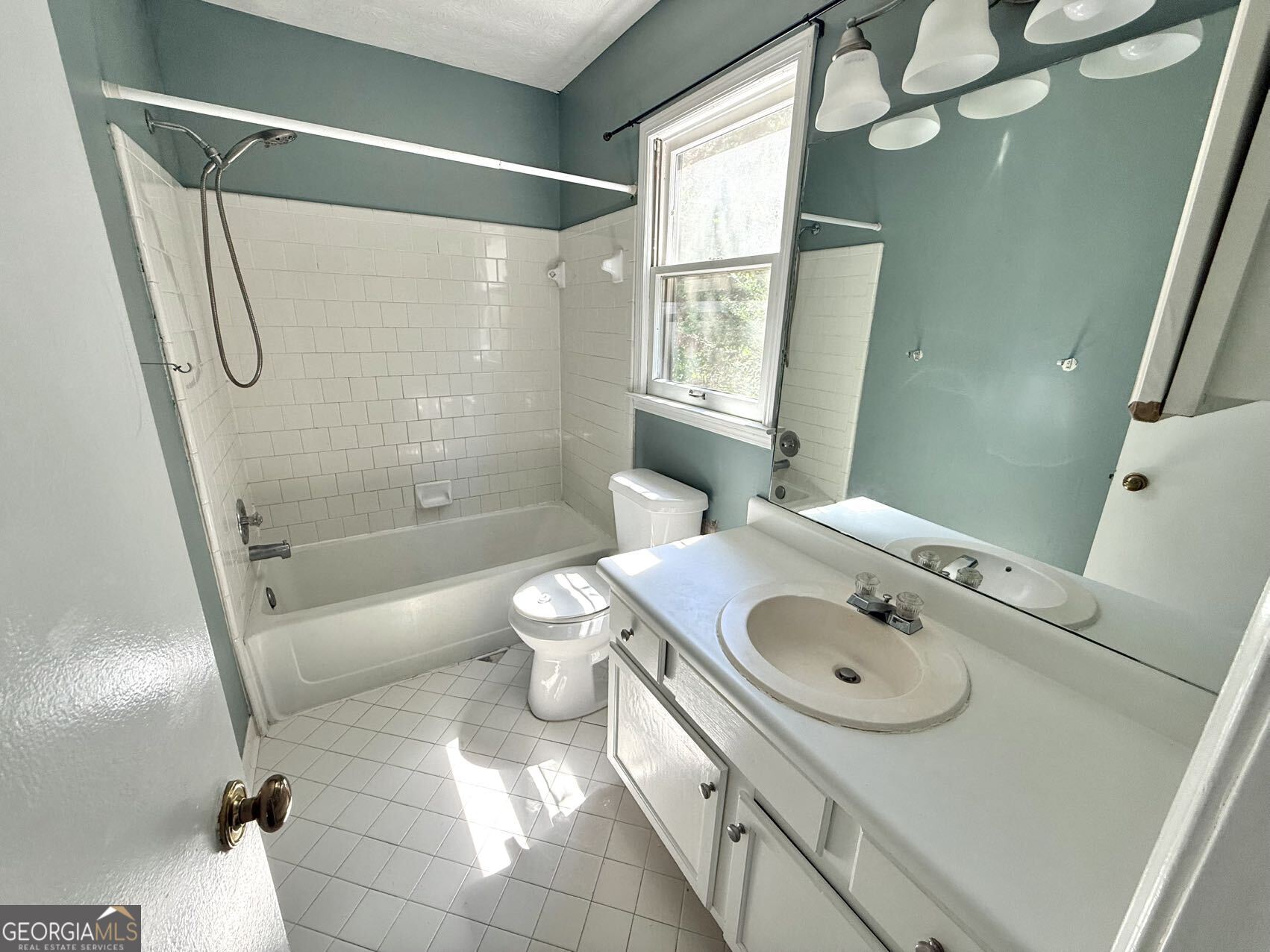 Peidmont Place - Residential Lease