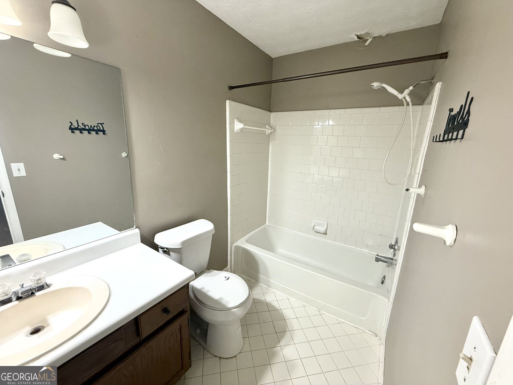Peidmont Place - Residential Lease