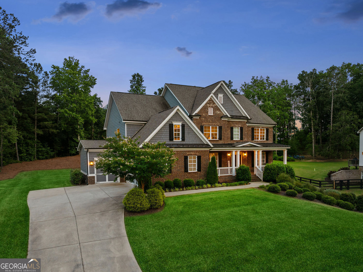 Canton, Georgia 30115, United States, 5 Bedrooms Bedrooms, ,5 BathroomsBathrooms,Residential,Active,142589