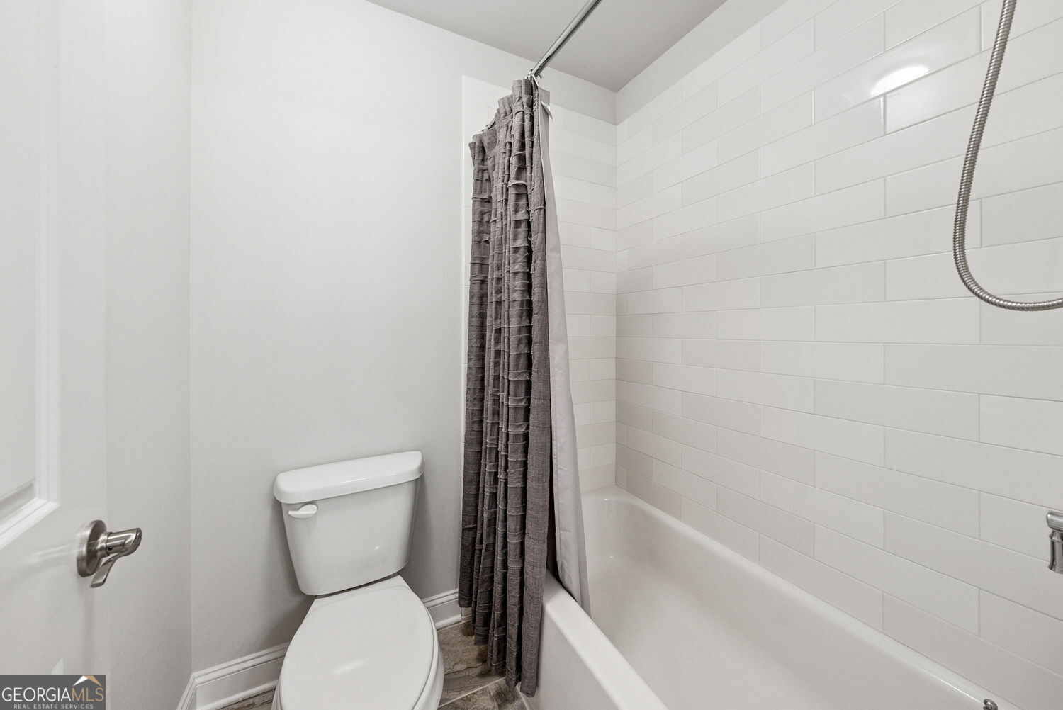 Canton, Georgia 30115, United States, 5 Bedrooms Bedrooms, ,5 BathroomsBathrooms,Residential,Active,142589