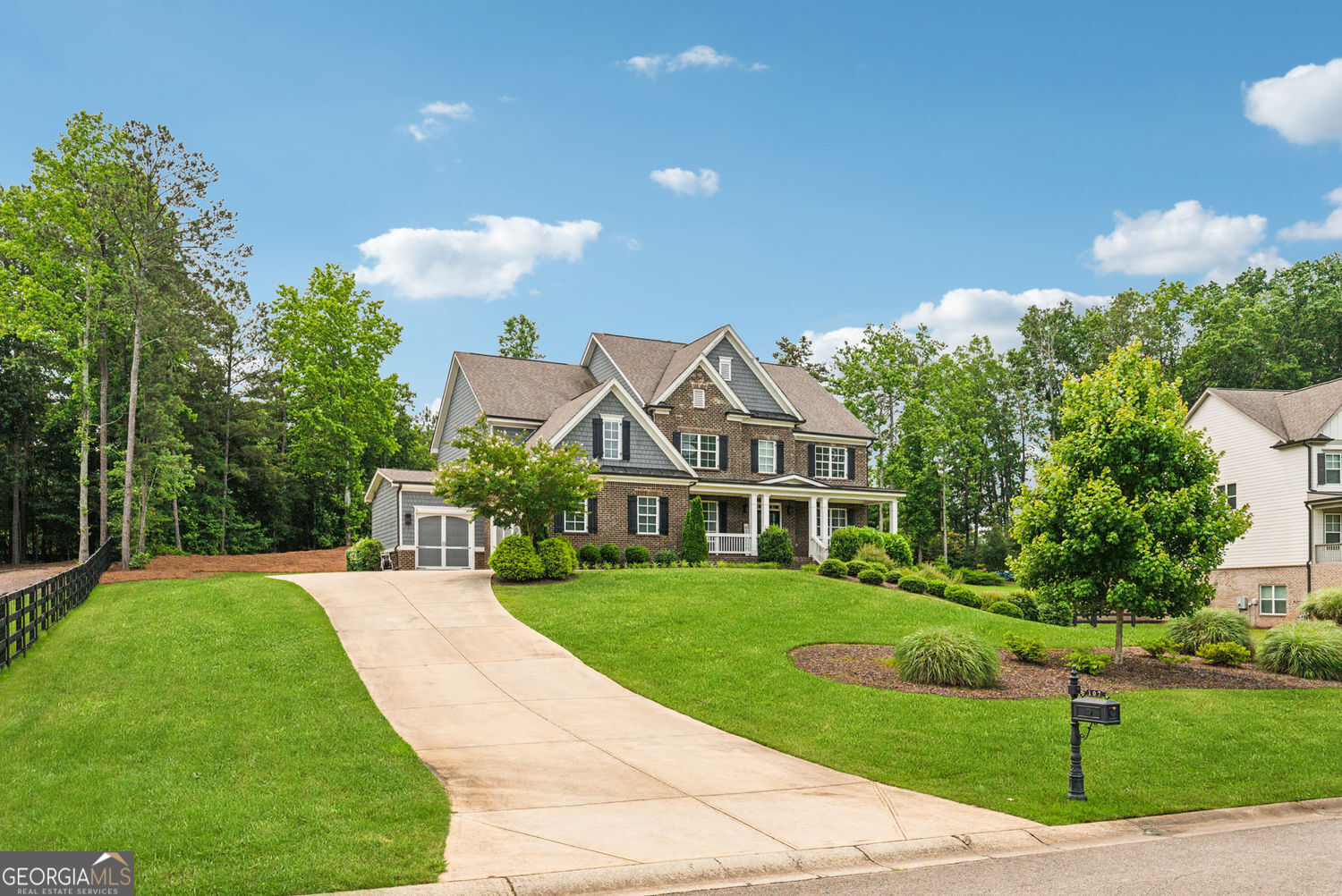 107 Equest DR