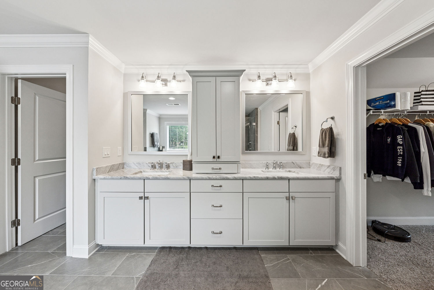 Canton, Georgia 30115, United States, 5 Bedrooms Bedrooms, ,5 BathroomsBathrooms,Residential,Active,142589