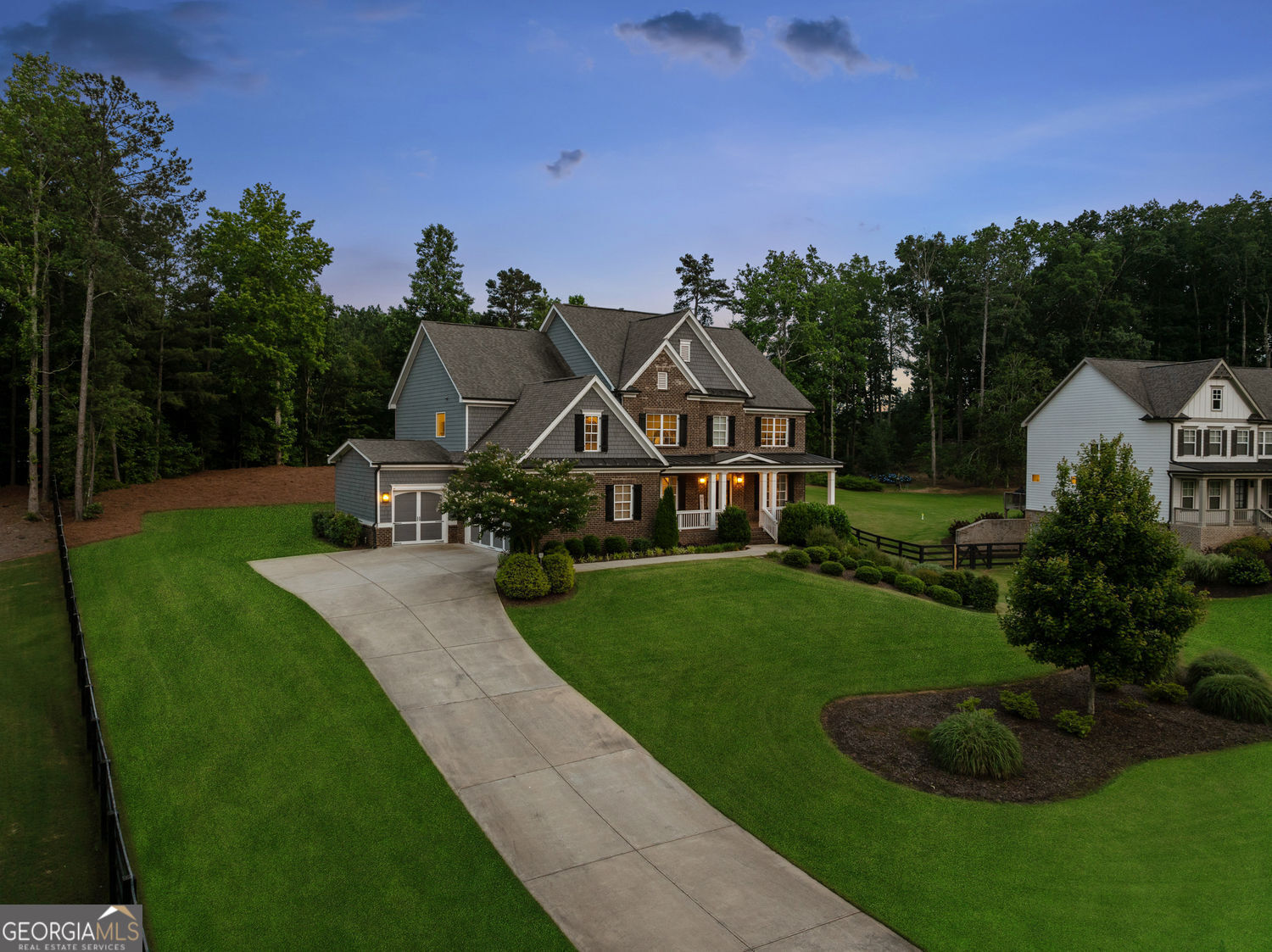 Canton, Georgia 30115, United States, 5 Bedrooms Bedrooms, ,5 BathroomsBathrooms,Residential,Active,142589