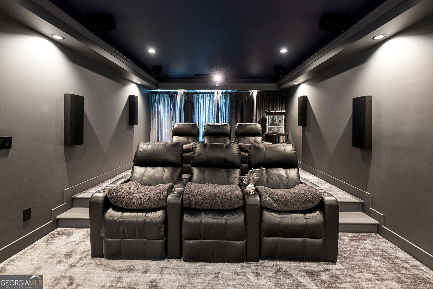 Canton, Georgia 30115, United States, 5 Bedrooms Bedrooms, ,5 BathroomsBathrooms,Residential,Active,142589