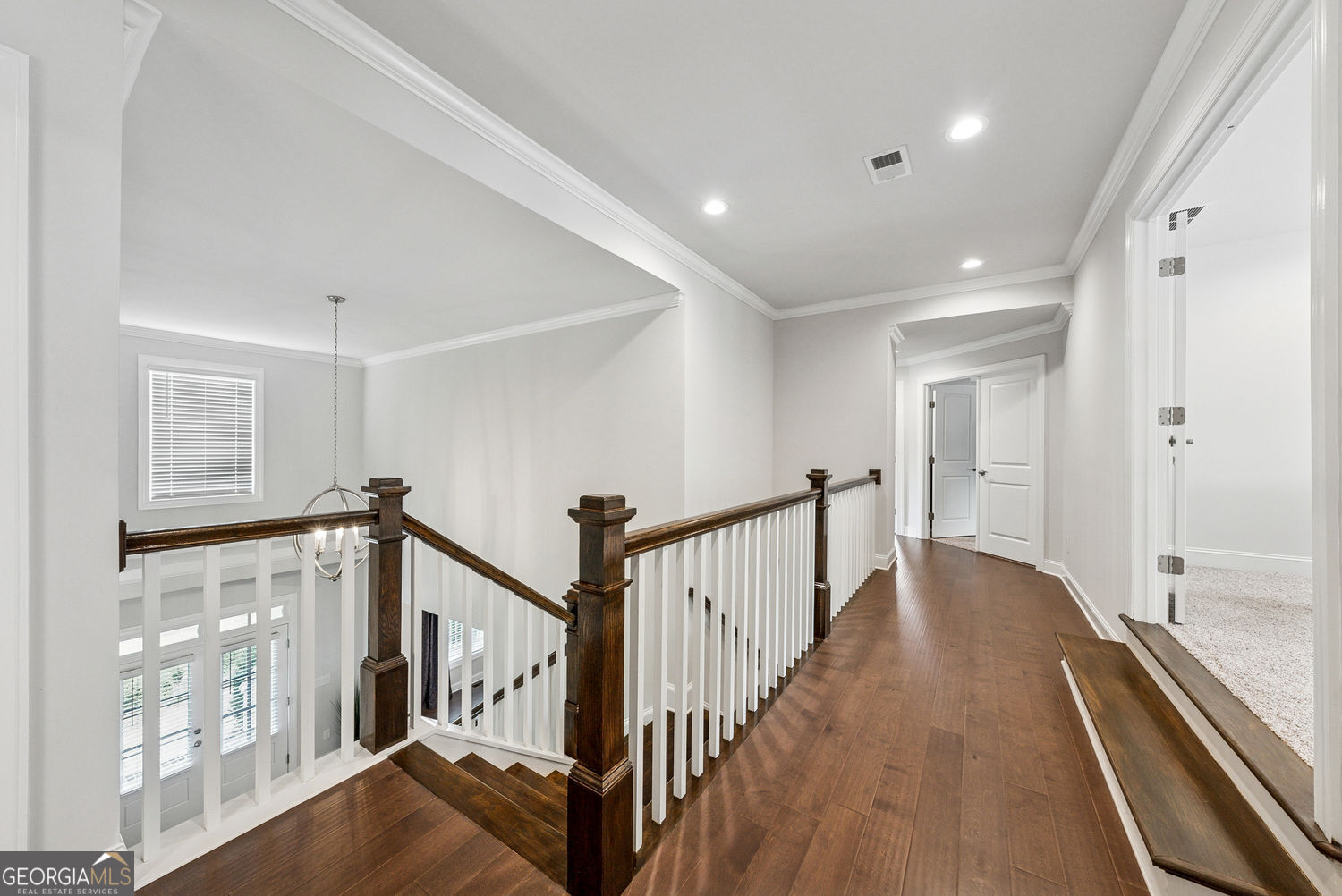 Canton, Georgia 30115, United States, 5 Bedrooms Bedrooms, ,5 BathroomsBathrooms,Residential,Active,142589