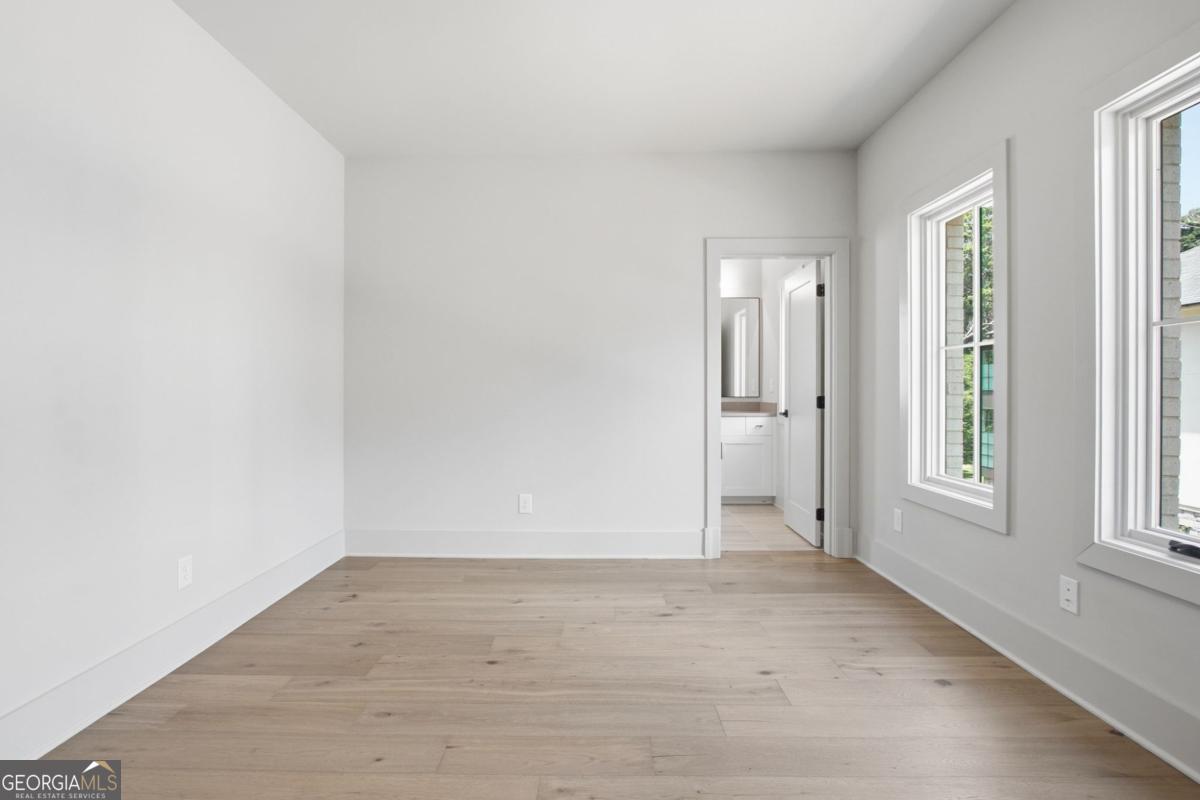 1585 S PONCE DE LEON AVE NE UNIT 13