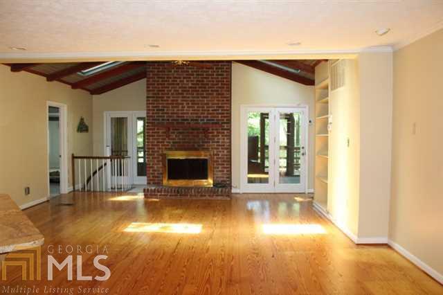 Whispering Pine - Residential