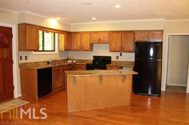 Whispering Pine - Residential