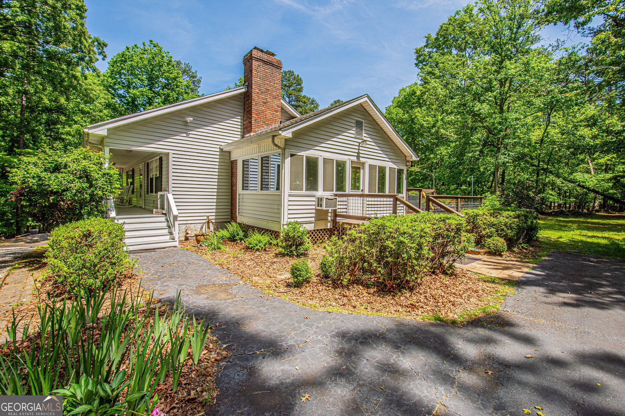 429 Buckhorn Tavern RD
