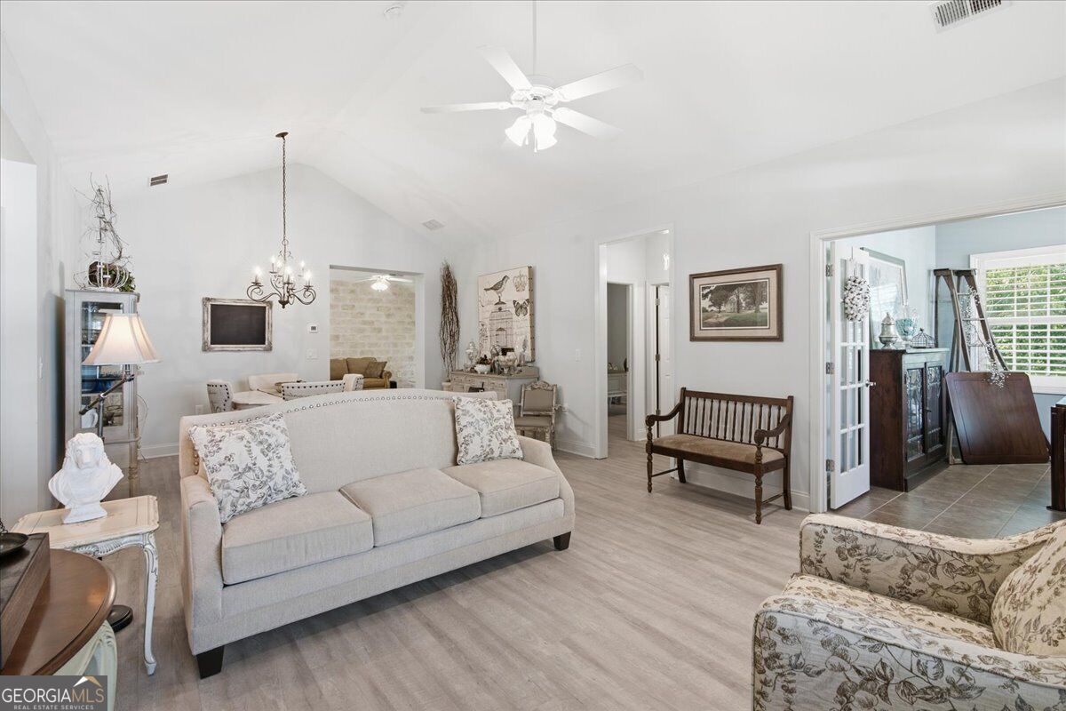 222 Orchards CIR