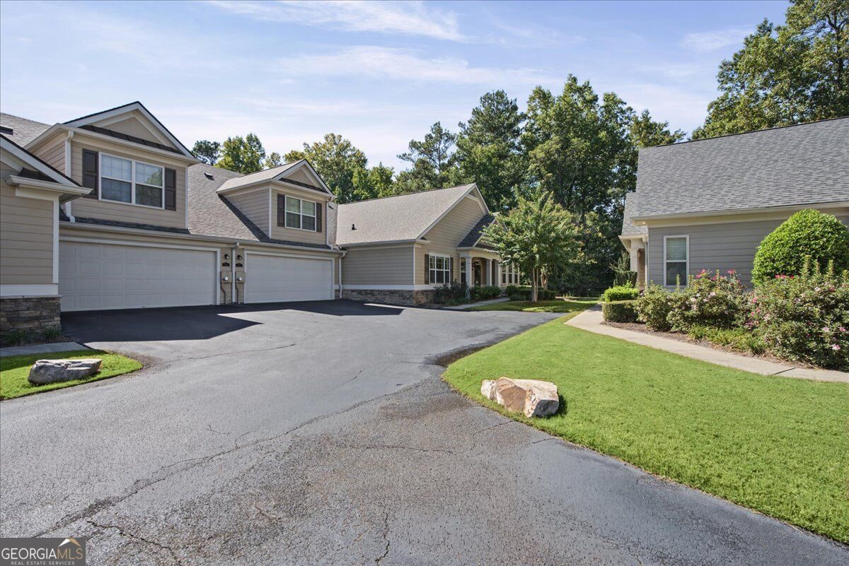 222 Orchards CIR